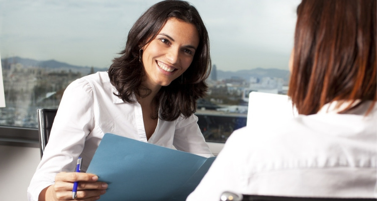 5 preguntas que debes hacer al final de una entrevista de trabajo