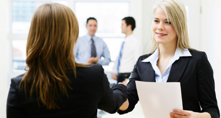 Atrae a los mejores candidatos con estos 10 tips para redactar vacantes
