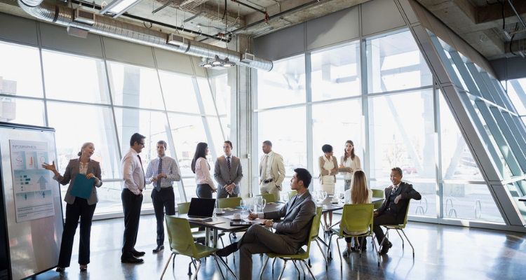 Beneficios de la capacitación continua para líderes