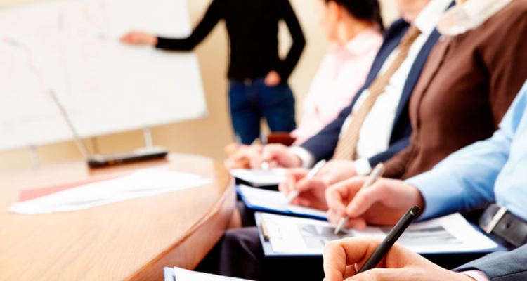 Qué debe tener una capacitación de liderazgo empresarial