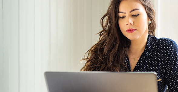 Los 4 errores que harán que tu CV pase desapercibido